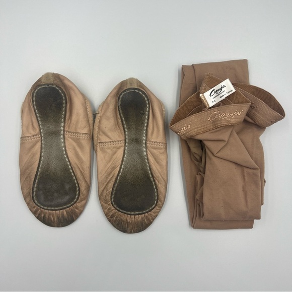 Capezio 10.5 Ballet Slippers and size 2-6 tights nude - Picture 4 of 6